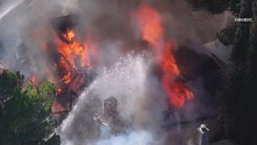 Possible arson in Santa Clarita being investigated