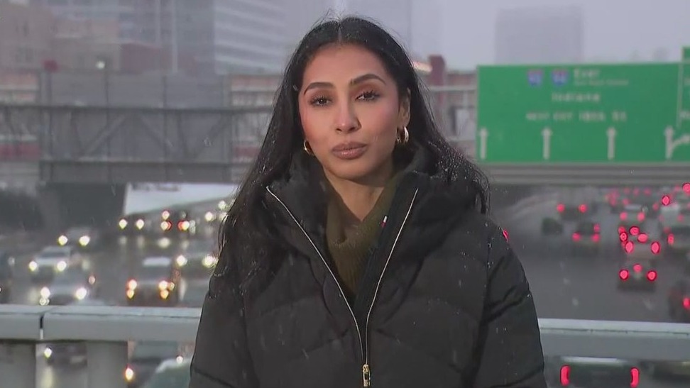 Evening snowfall creating slow, slick commute on I-94 | FOX 32 Chicago