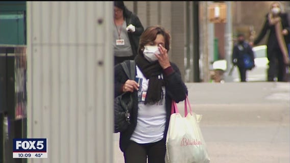 How to properly create and wear a face mask