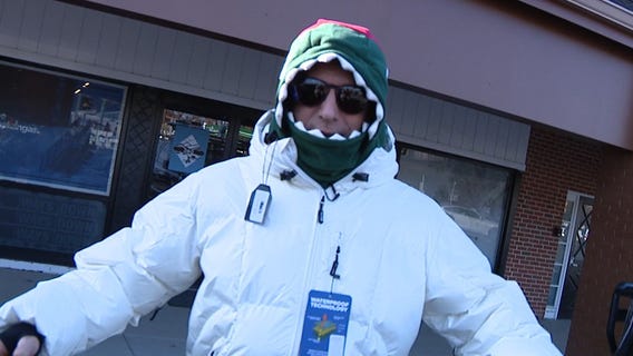 Kelly Drives: Kosher Cafe, Diners, Ski and Snowboarding, Soaps and Horse Racing