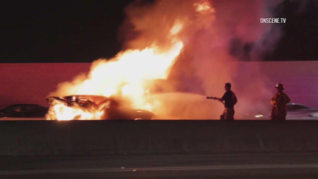 3 killed in fiery crash on 605 Freeway in Santa Fe Springs