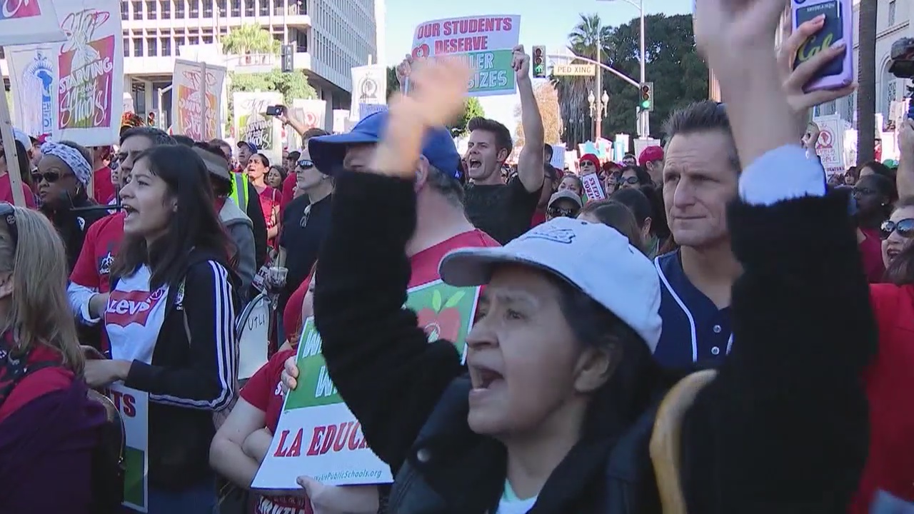 United Teachers Los Angeles to hold news conference Wednesday on contract dispute
