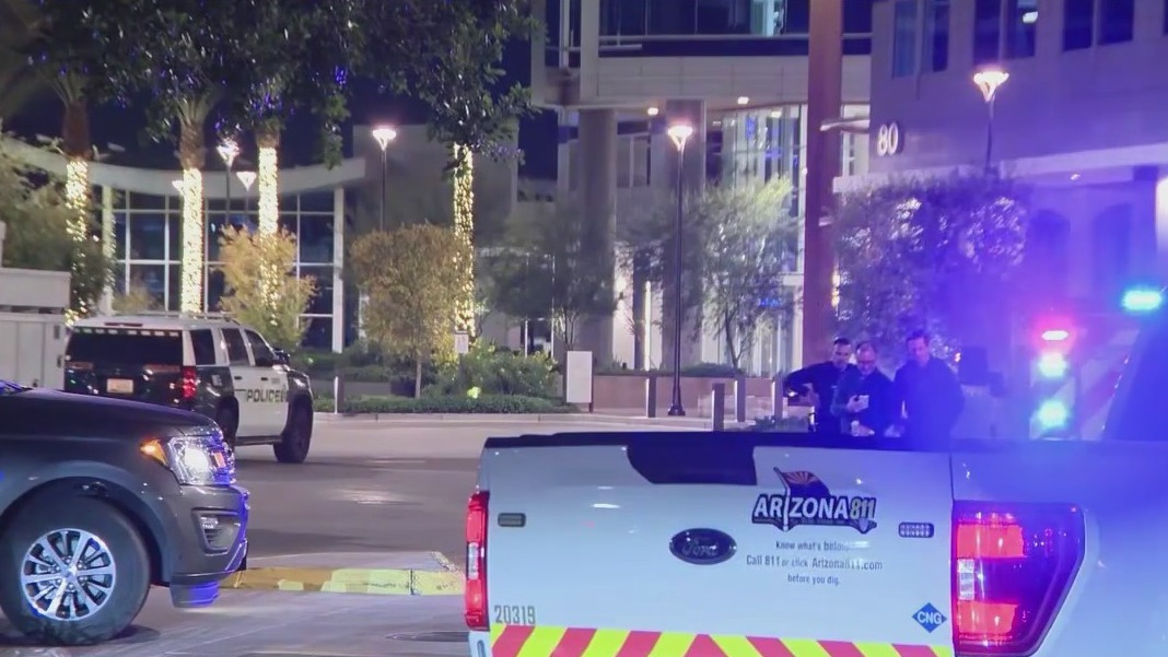 Tempe mid-rise fire sends 1 to hospital