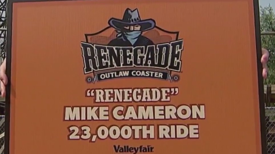 Minnesota man rides roller coasters every day