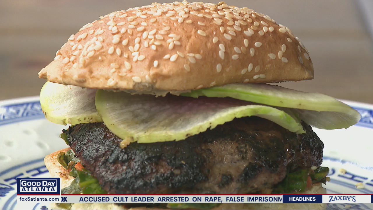 Burgers with Buck visits Cabbagetown's Jen Chan's