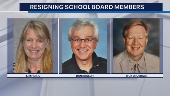 3 resign from Oconomowoc school board