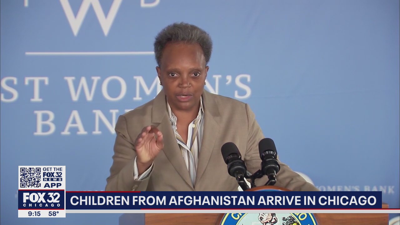 Kids from Afghanistan arrive in Chicago