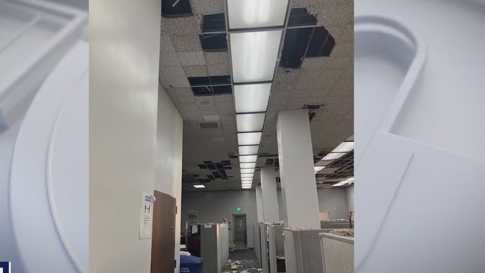 Flooding closes a Compton courthouse ? again