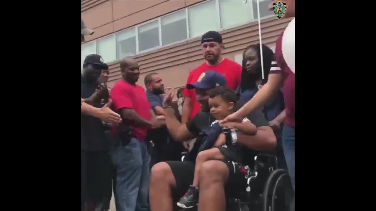Cop leaves hospital (NYPD video)