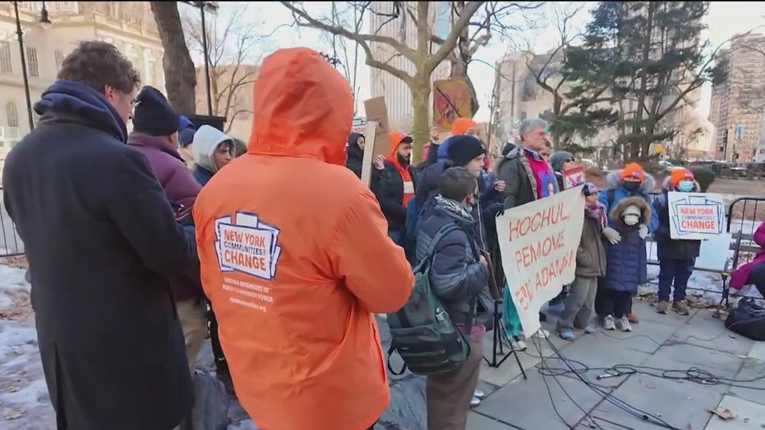 Protesters urge Hochul to remove Adams from office