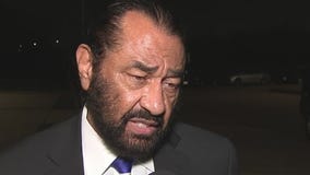 Houston voters dealing with issues at the polls