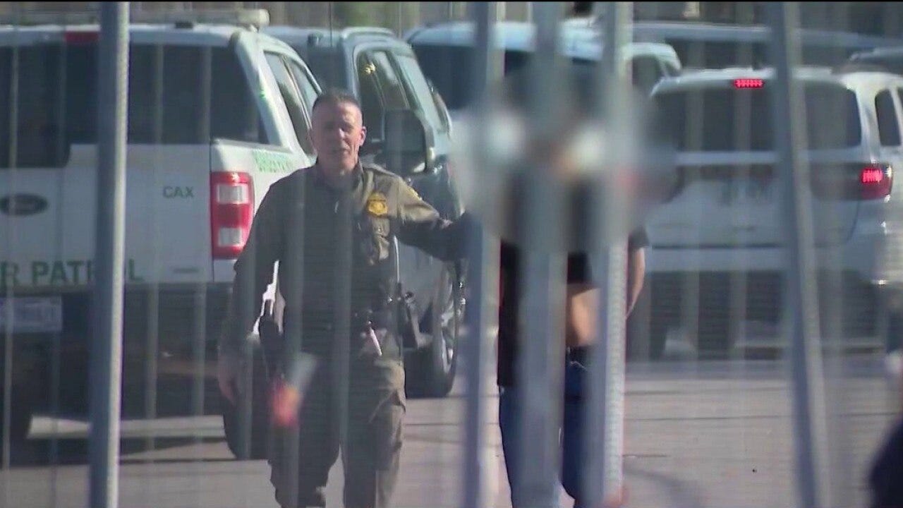 Federal immigration use of force lawsuit