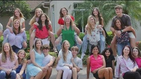 Florida teachers and their kids reunite 17 years after baby boom