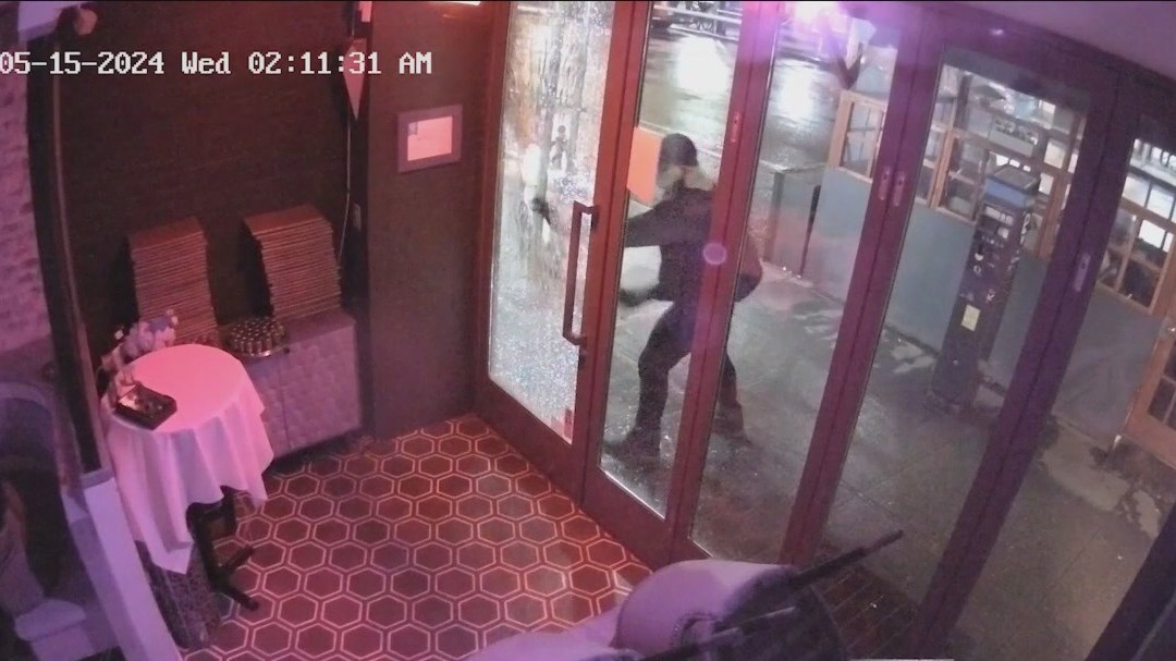 Upper East Side Kosher restaurant vandalized