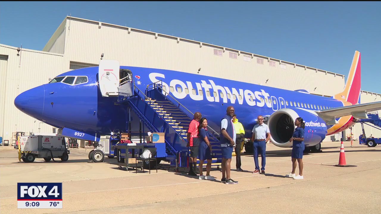 Investor group calls for special meeting for Southwest