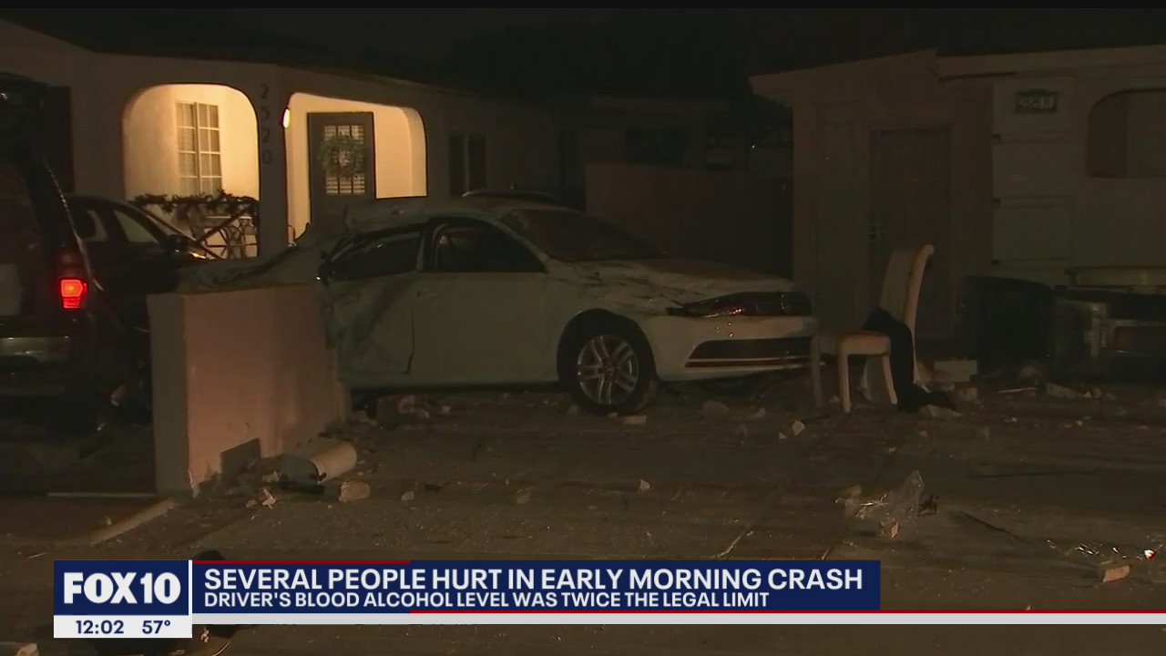 4 critically injured in Phoenix crash | FOX 10 Phoenix