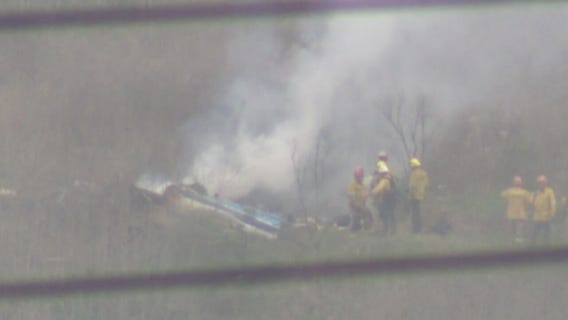 Kobe Bryant, daughter, 7 others killed in helicopter crash in Calabasas