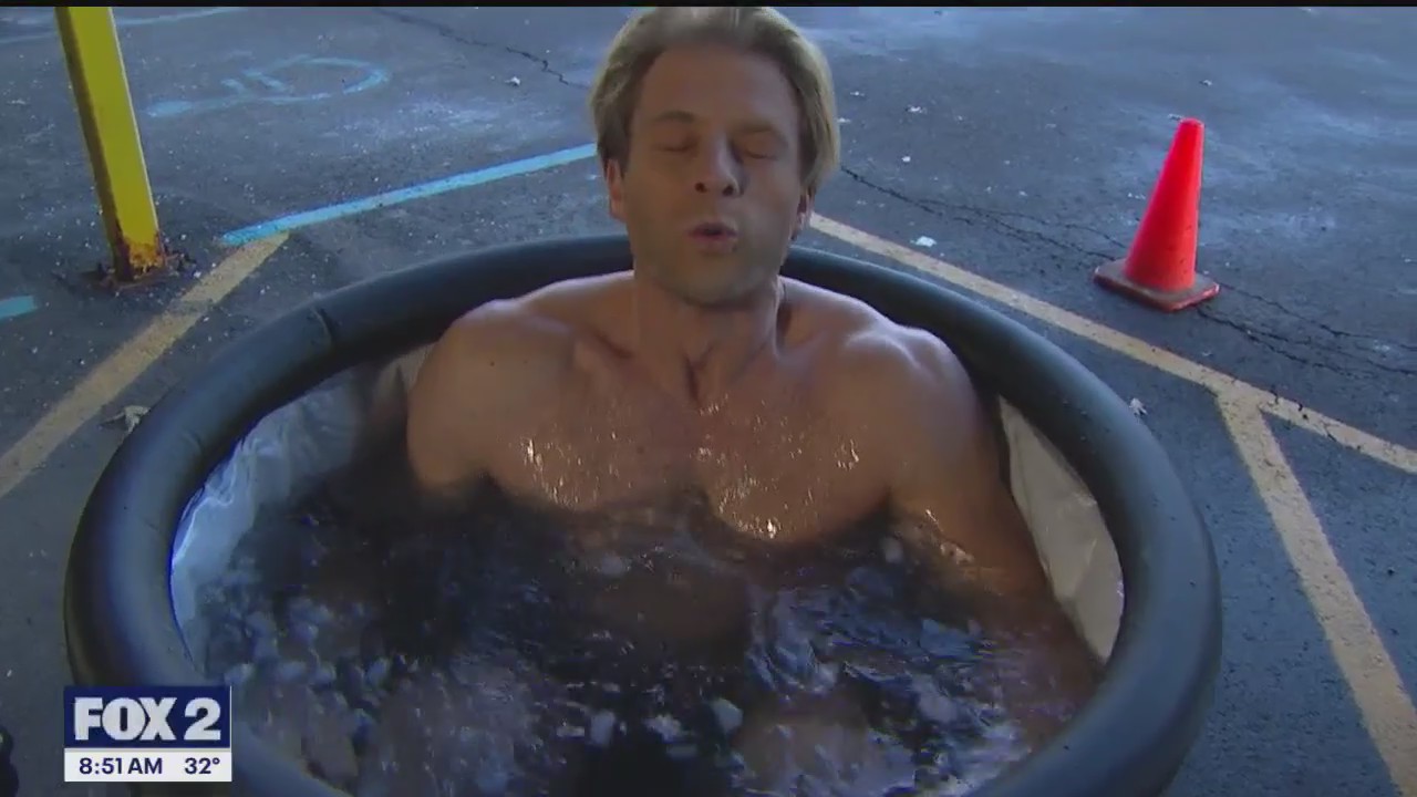 Alan Longstreet takes the polar plunge for Special Olympics Michigan