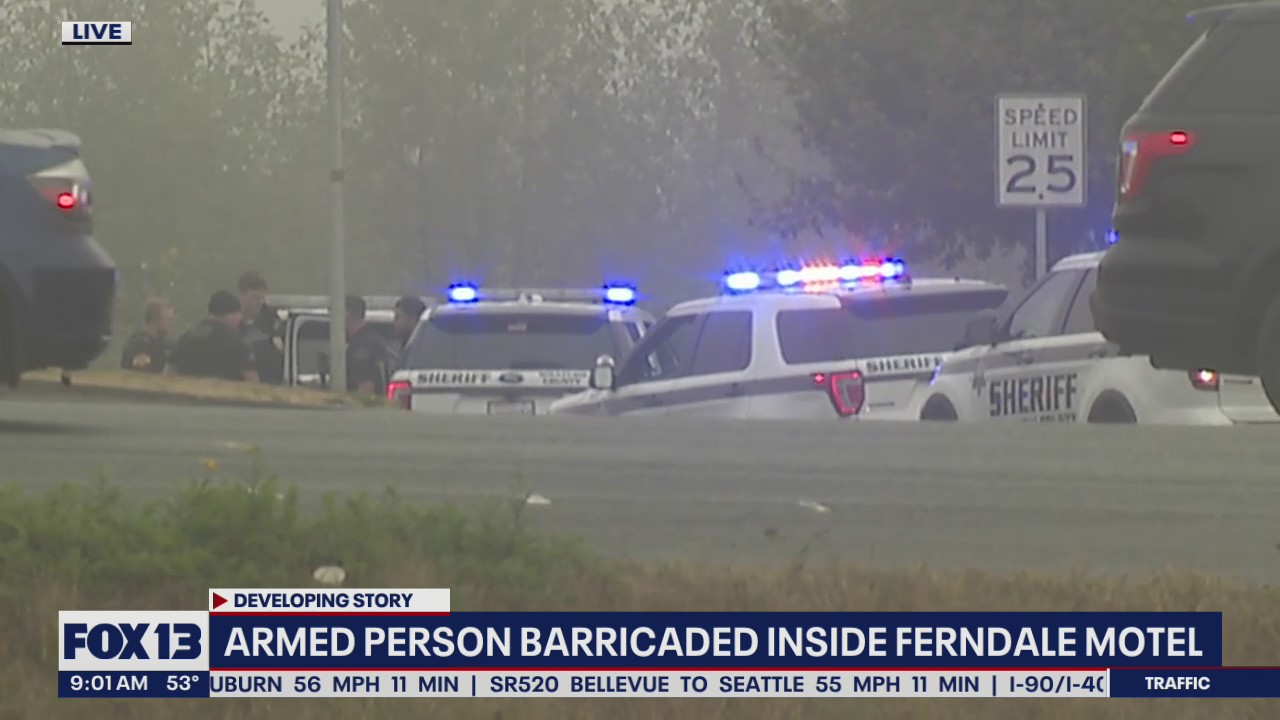 Armed suspect barricaded inside Ferndale, Washington motel | FOX 13 Seattle