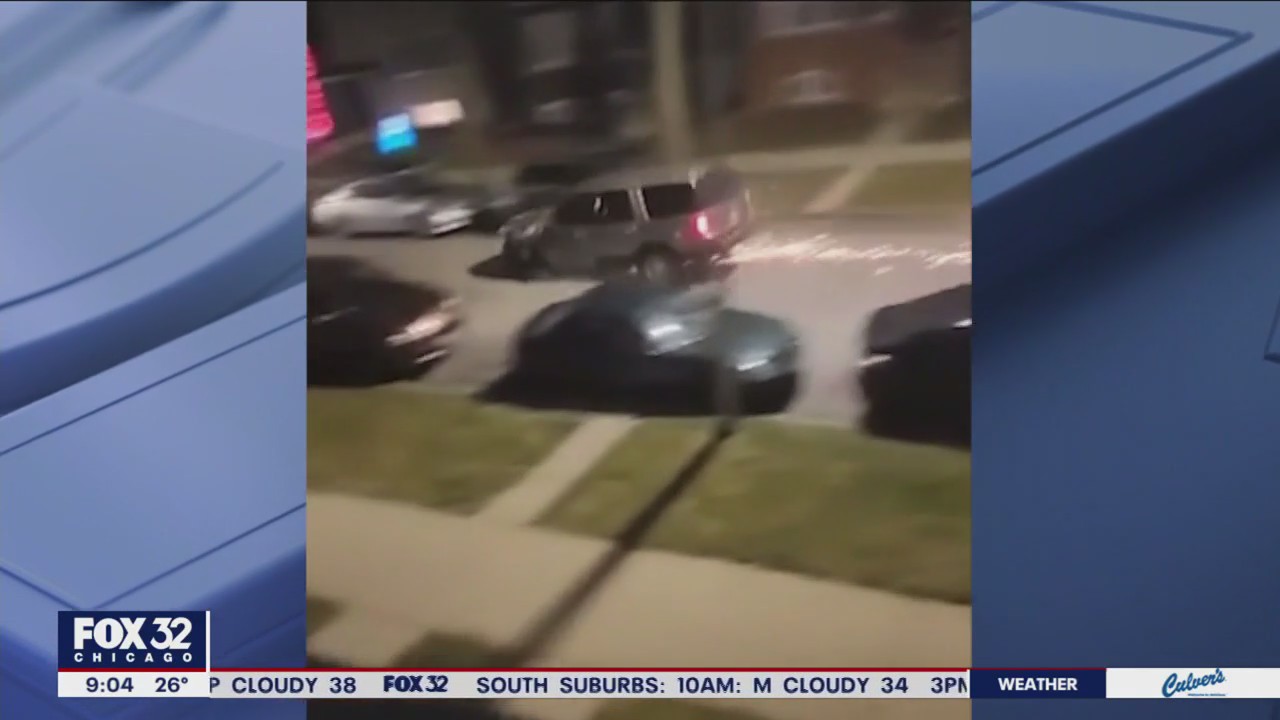VIDEO: SUV throwing sparks strikes multiple parked vehicles in Chicago