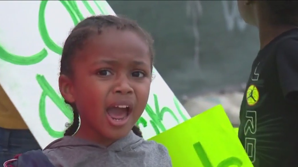 LA City Wildcats Youth Academy pleading with politicians to help keep doors open