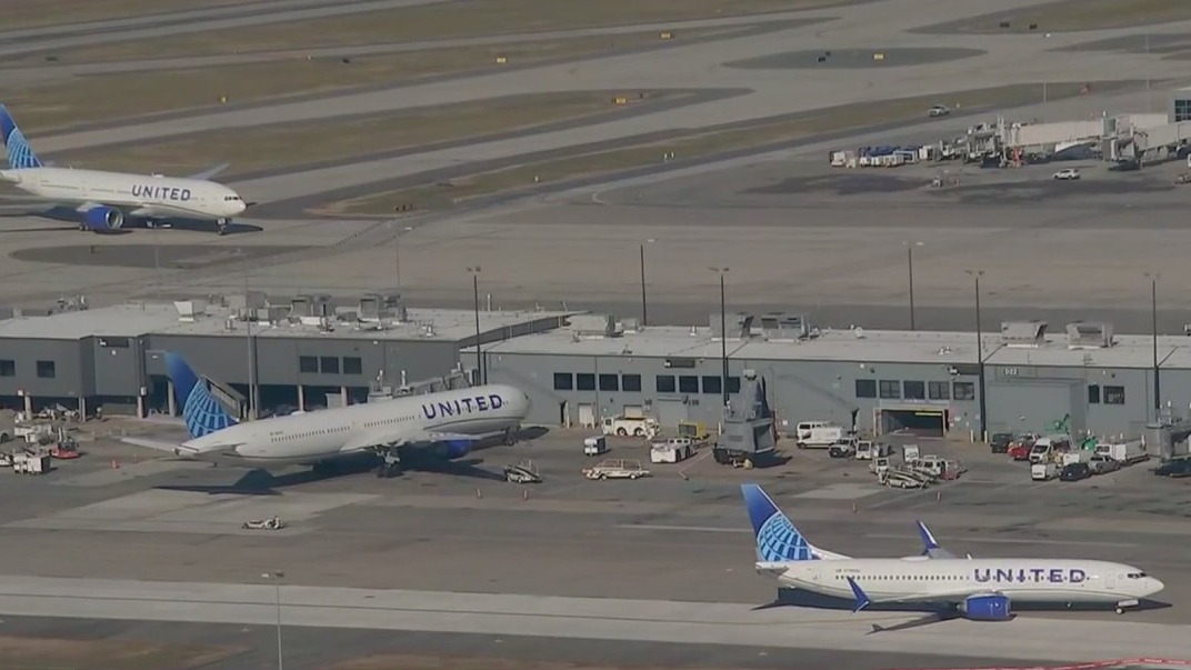 Flight cancellations and delays continue amid shutdown