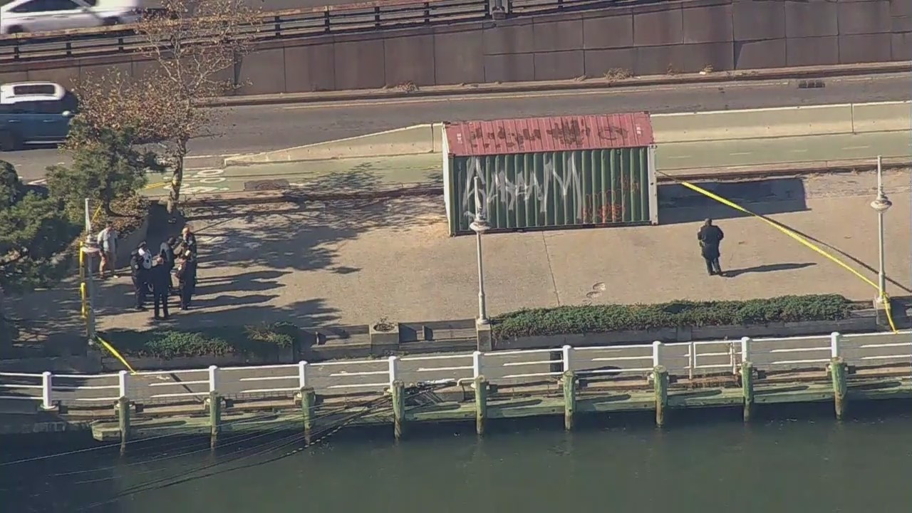 Person in custody in connection with 2 NYC stabbings