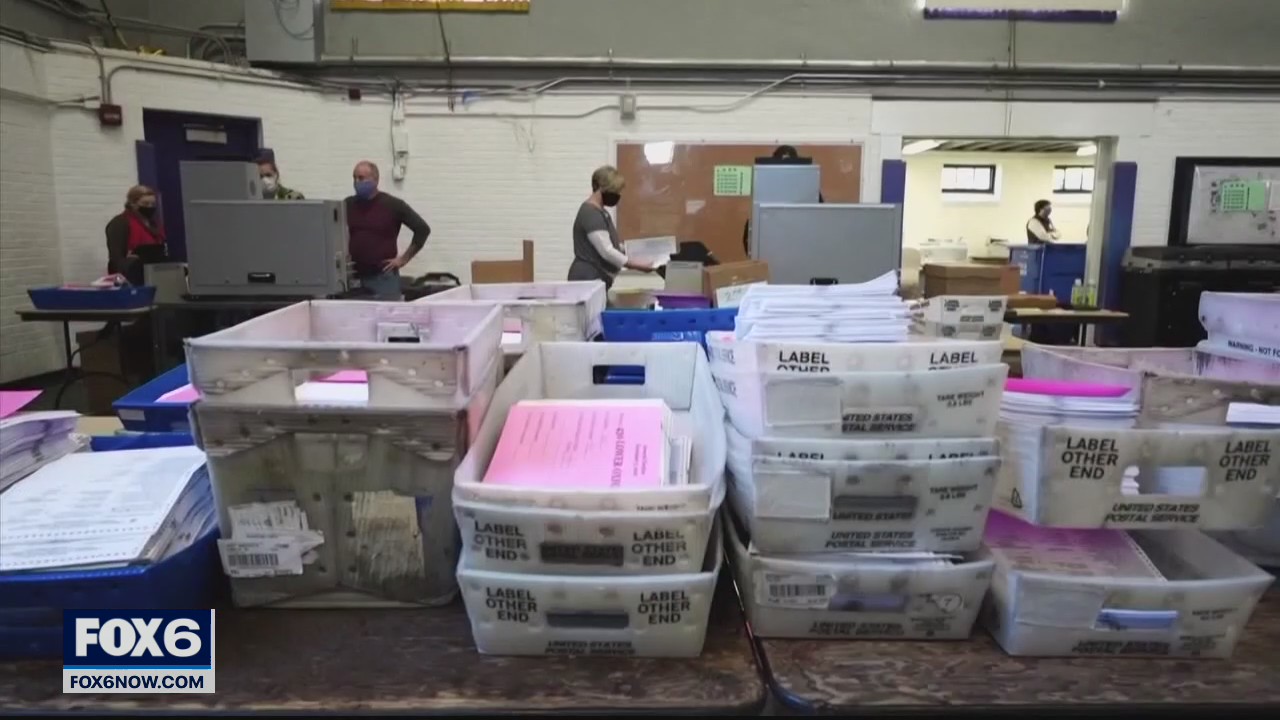 Wisconsin elections officials saw 300+ contacts per hour on Nov. 3