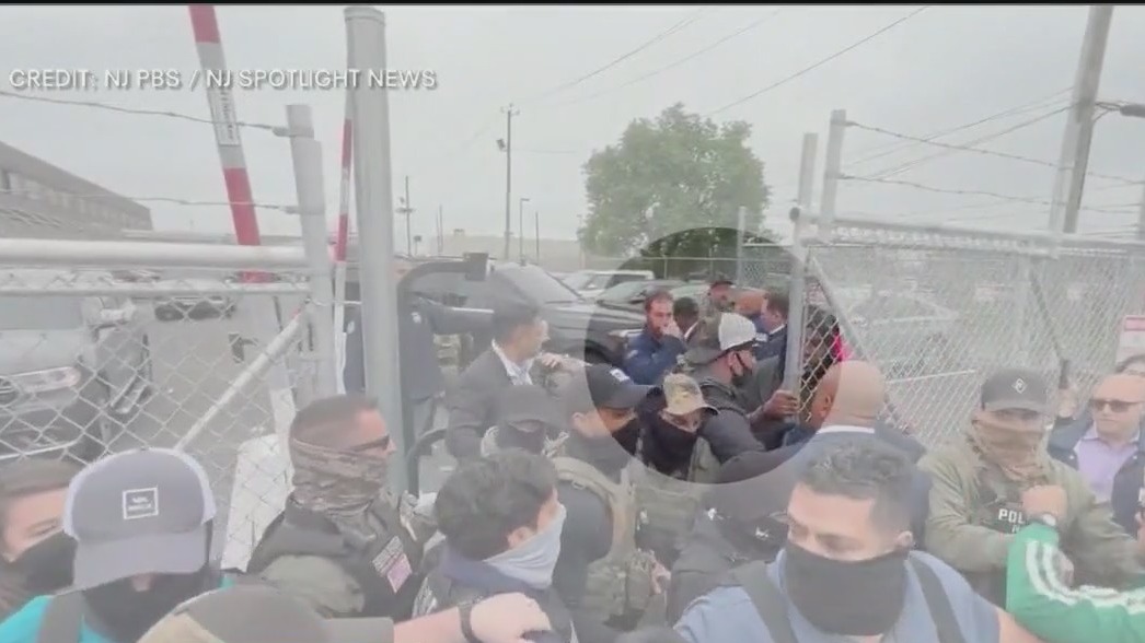 Newark mayor in court after ICE facility arrest