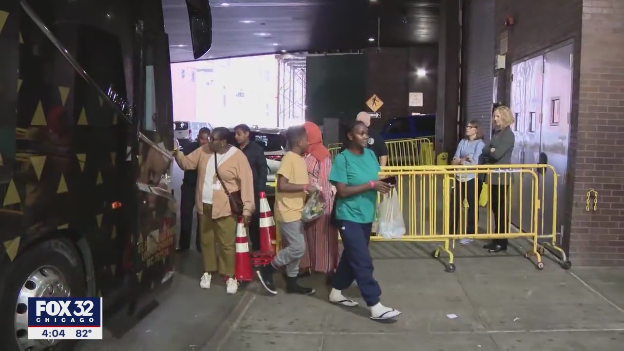 More migrants to arrive in Chicago on Wednesday