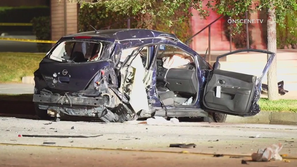 Search for 2 Pasadena hit-and-run suspects