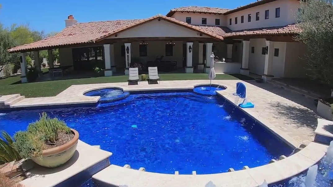 Cool House: Fairytale driveway leads to dream Paradise Valley home