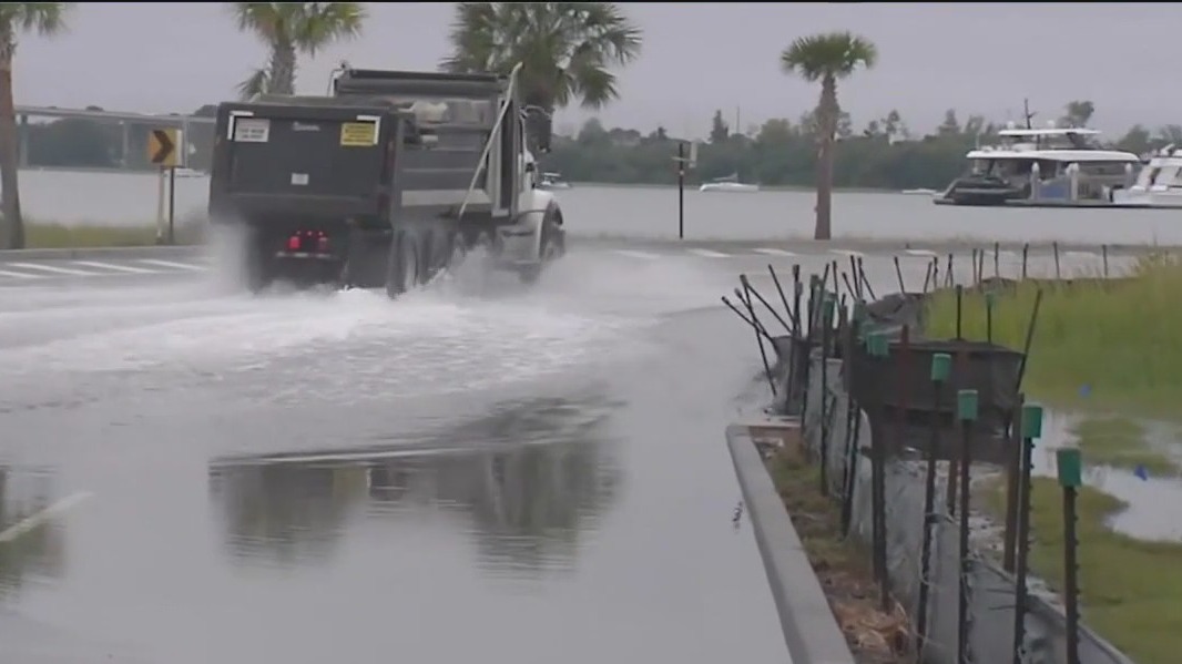 ?King tides? bring flooding to coastal areas