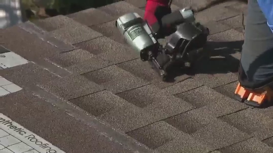 Disabled Army veteran gets new roof in Austin