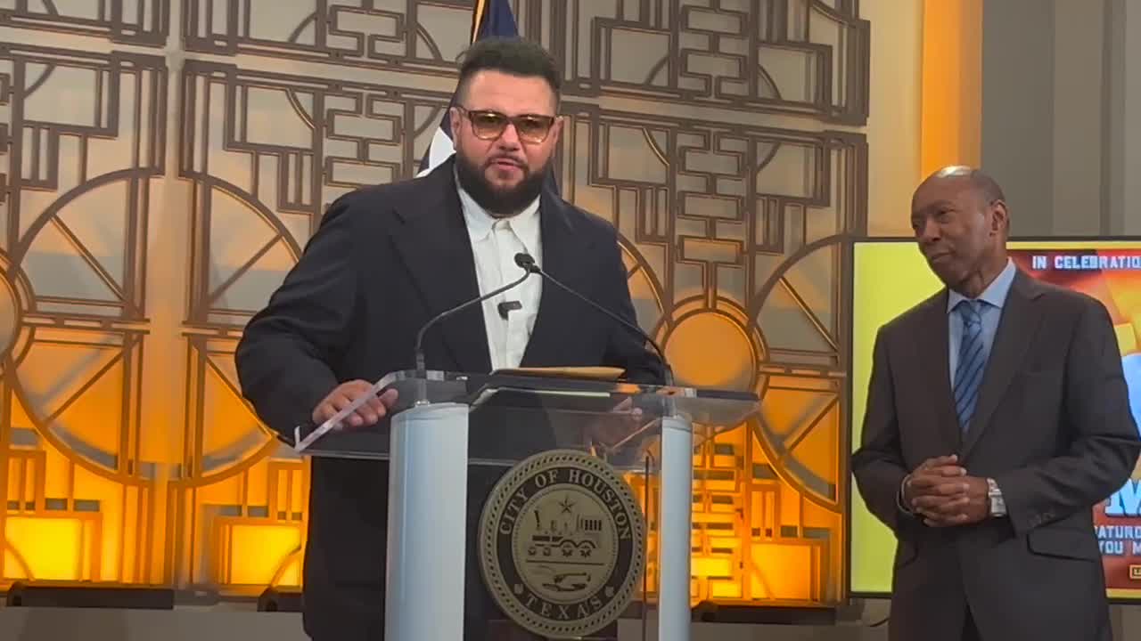 Comedian Mo Amer recognized by Houston City Hall on 713 Day