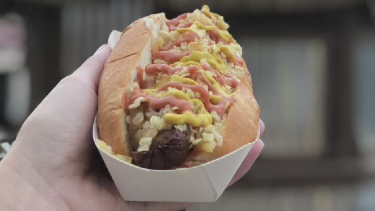 Plaza Colombian Coffee Bar brings ?Colombian hot dogs? to SoCo