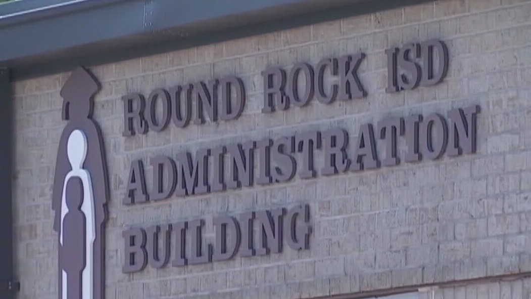 Round Rock resident donates Ten Commandments posters