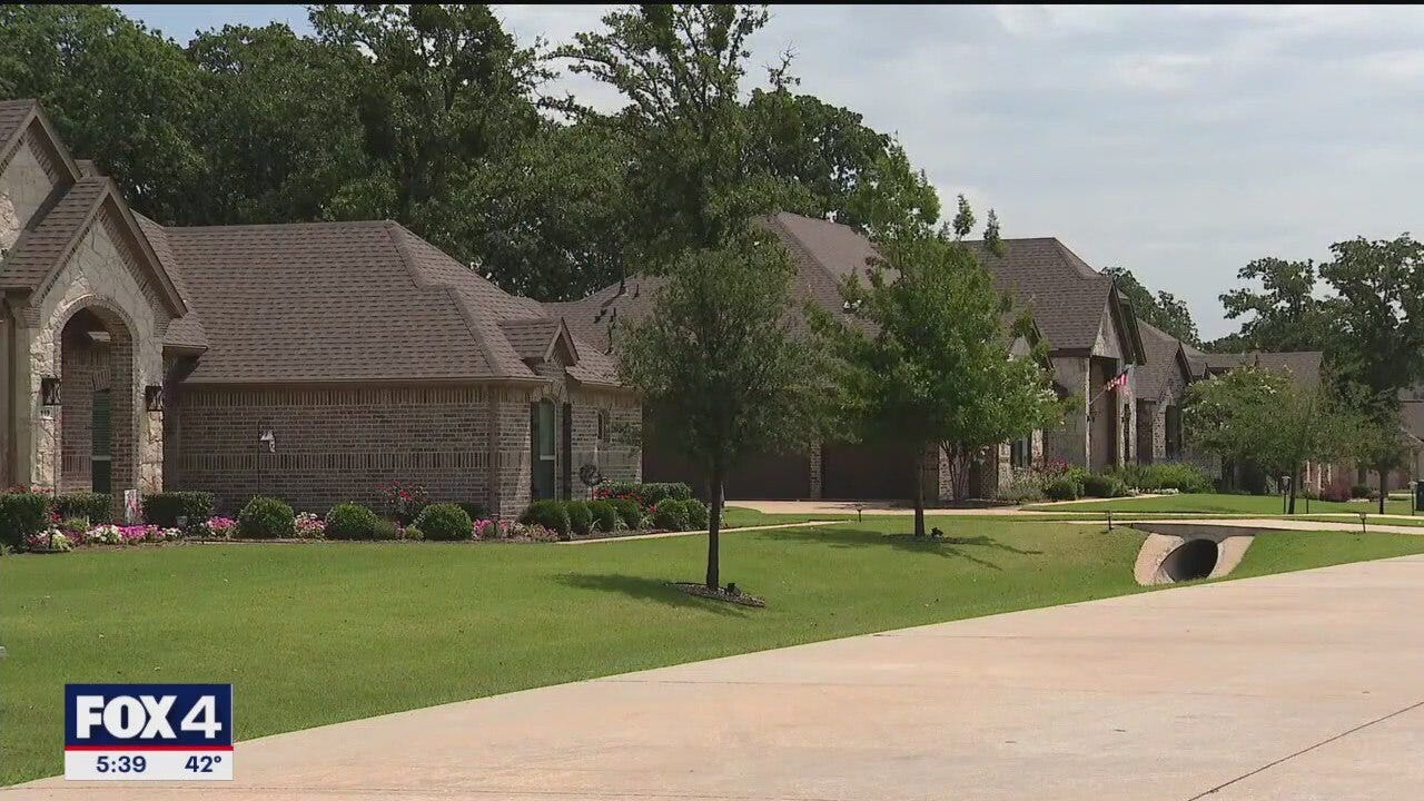 Texas officials want home owner's insurance reform