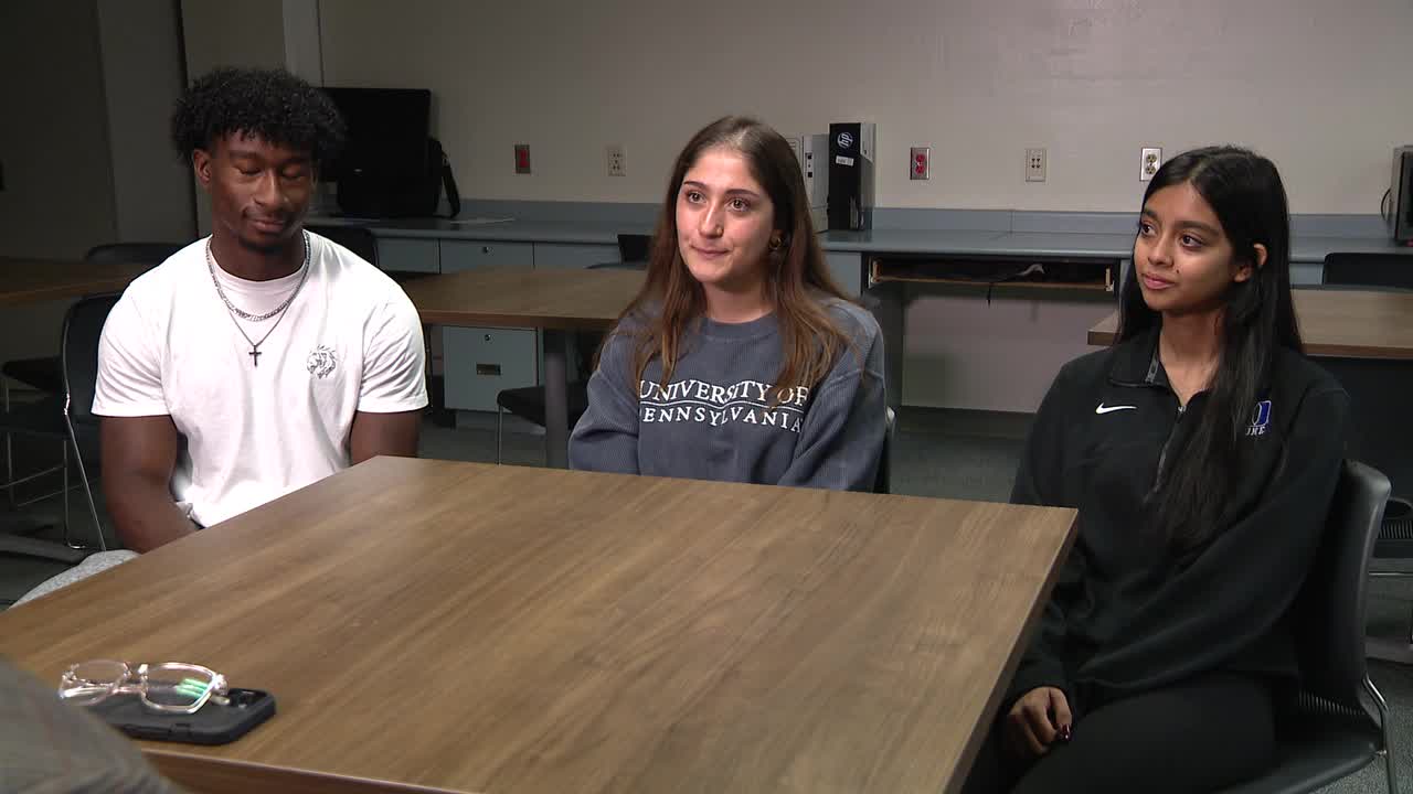 Dallas teen encourages Gen Z to register to vote