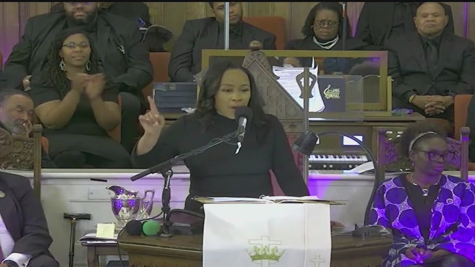 I-Team: Why does Trump want to boot DA Fani WIllis from case?