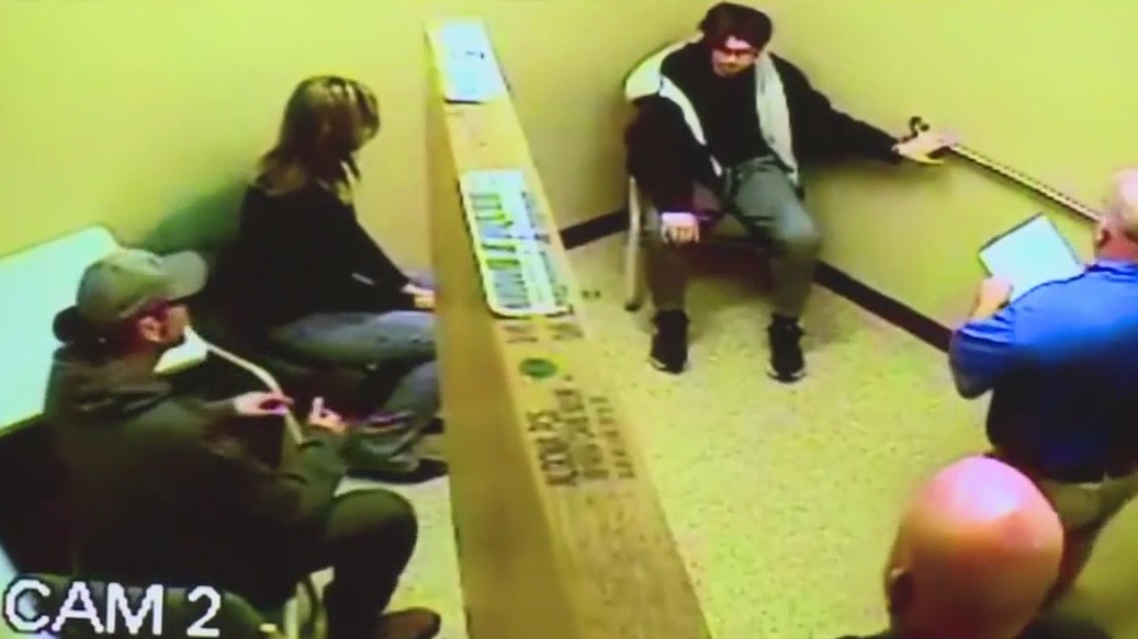 Jennifer Crumbley trial evidence includes meeting with shooter after crime