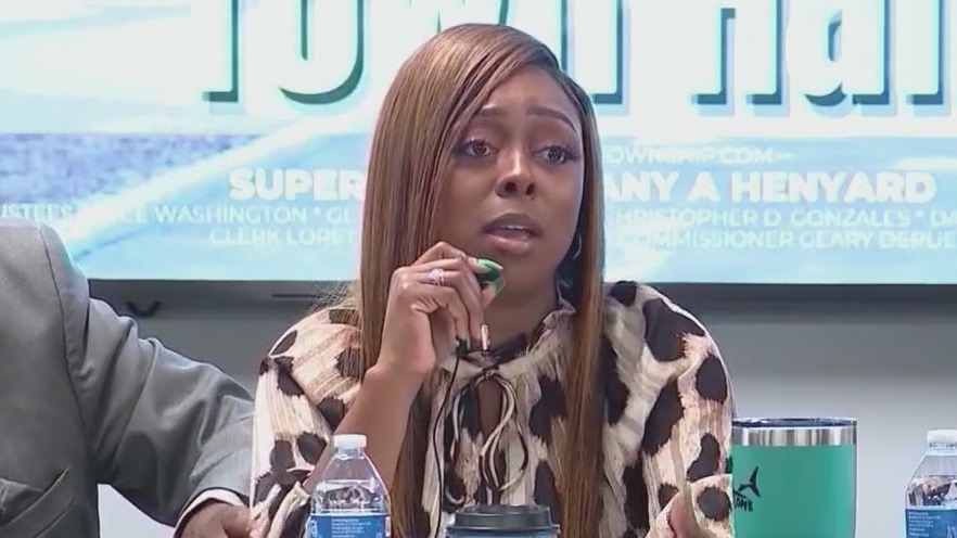 Dolton trustees appoint mayor pro tempore amid Tiffany Henyard investigation