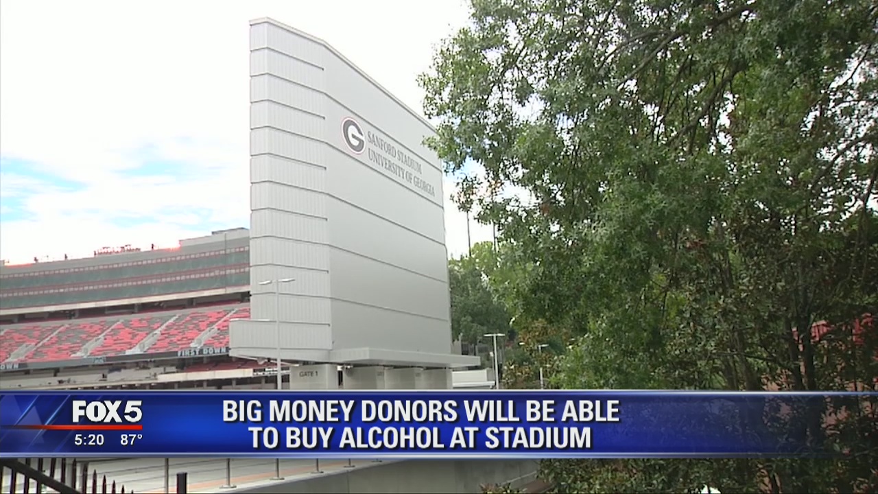 Big money donors will be able to buy alcohol at stadium