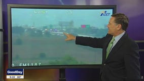 Traffic nightmare: Sign falls onto I-30 blocking lanes