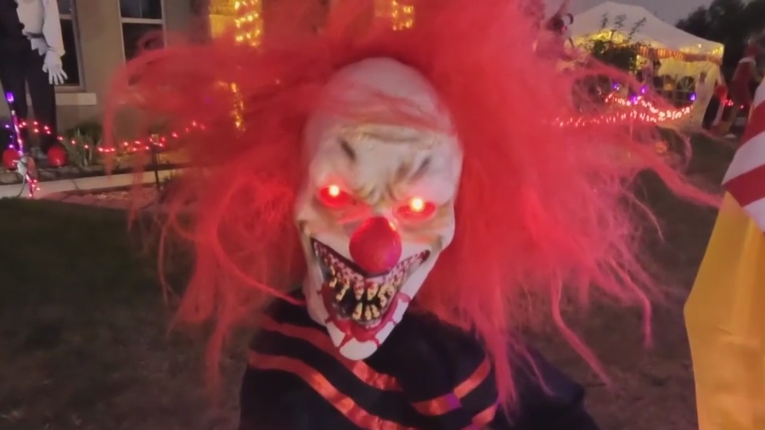 Clown-filled Halloween display in Lakewood Ranch
