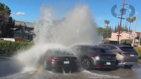 Water main break leaves mess in San Fernando Valley