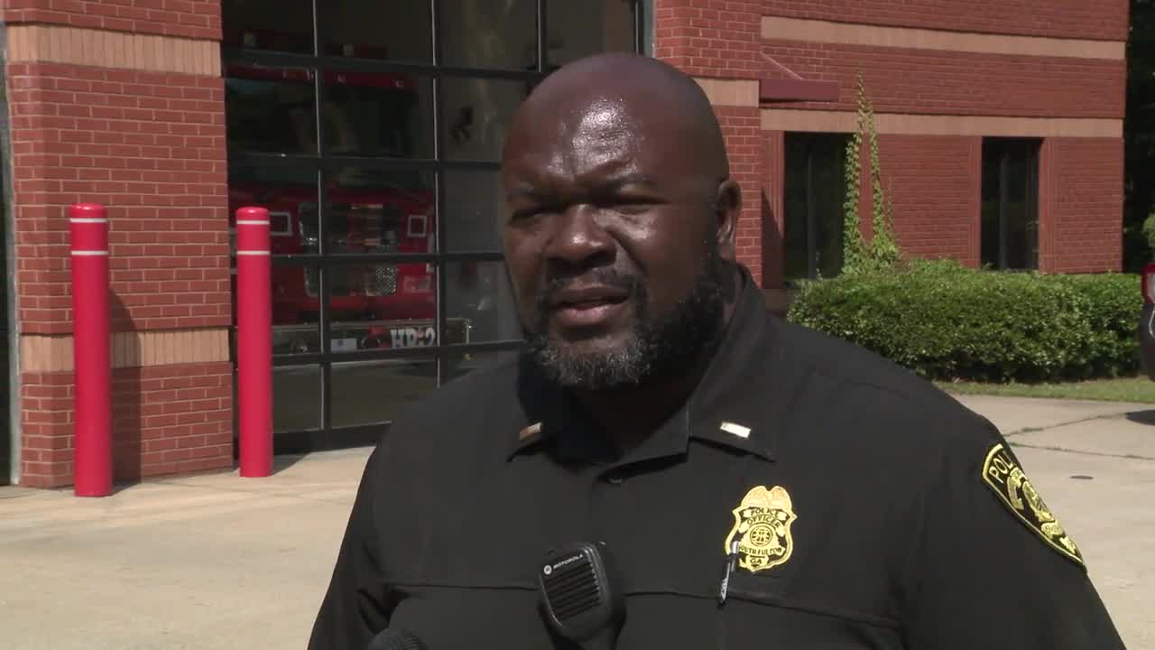 South Fulton police officers saves infant | FOX 5 Atlanta