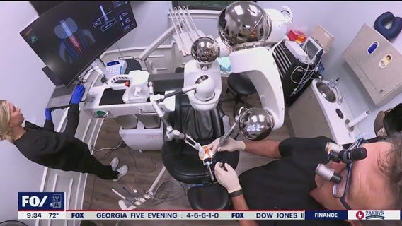 Robot helping with dental surgeries