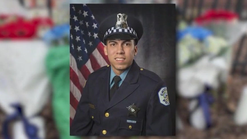 Chicago police officer killed in front of kids playing at school ...