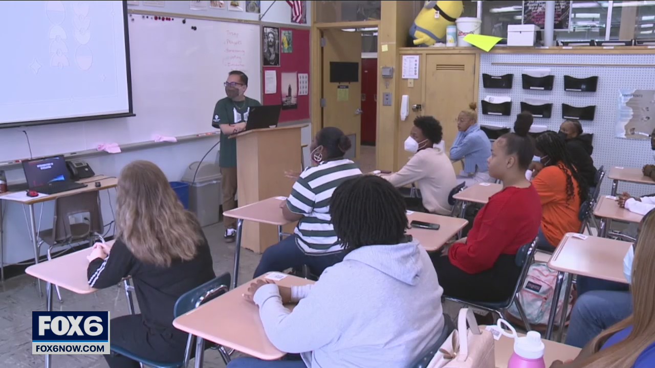 College Possible gets Milwaukee students ready for higher education